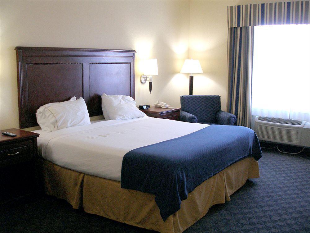 Holiday Inn Express Hotel & Suites Pampa By Ihg Eksteriør bilde