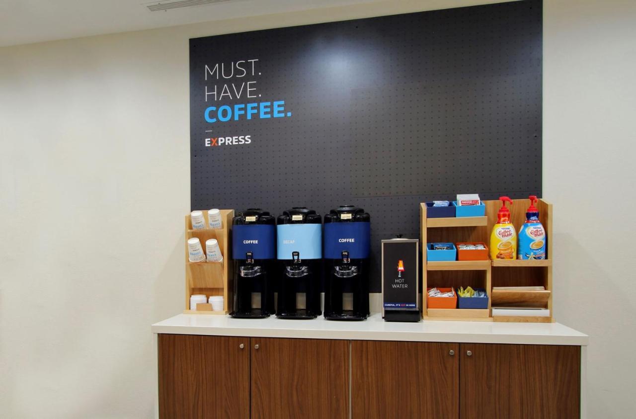 Holiday Inn Express Hotel & Suites Pampa By Ihg Eksteriør bilde