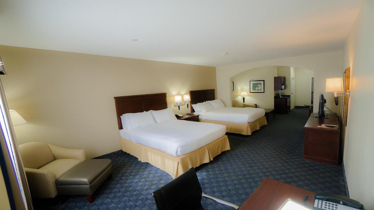 Holiday Inn Express Hotel & Suites Pampa By Ihg Eksteriør bilde
