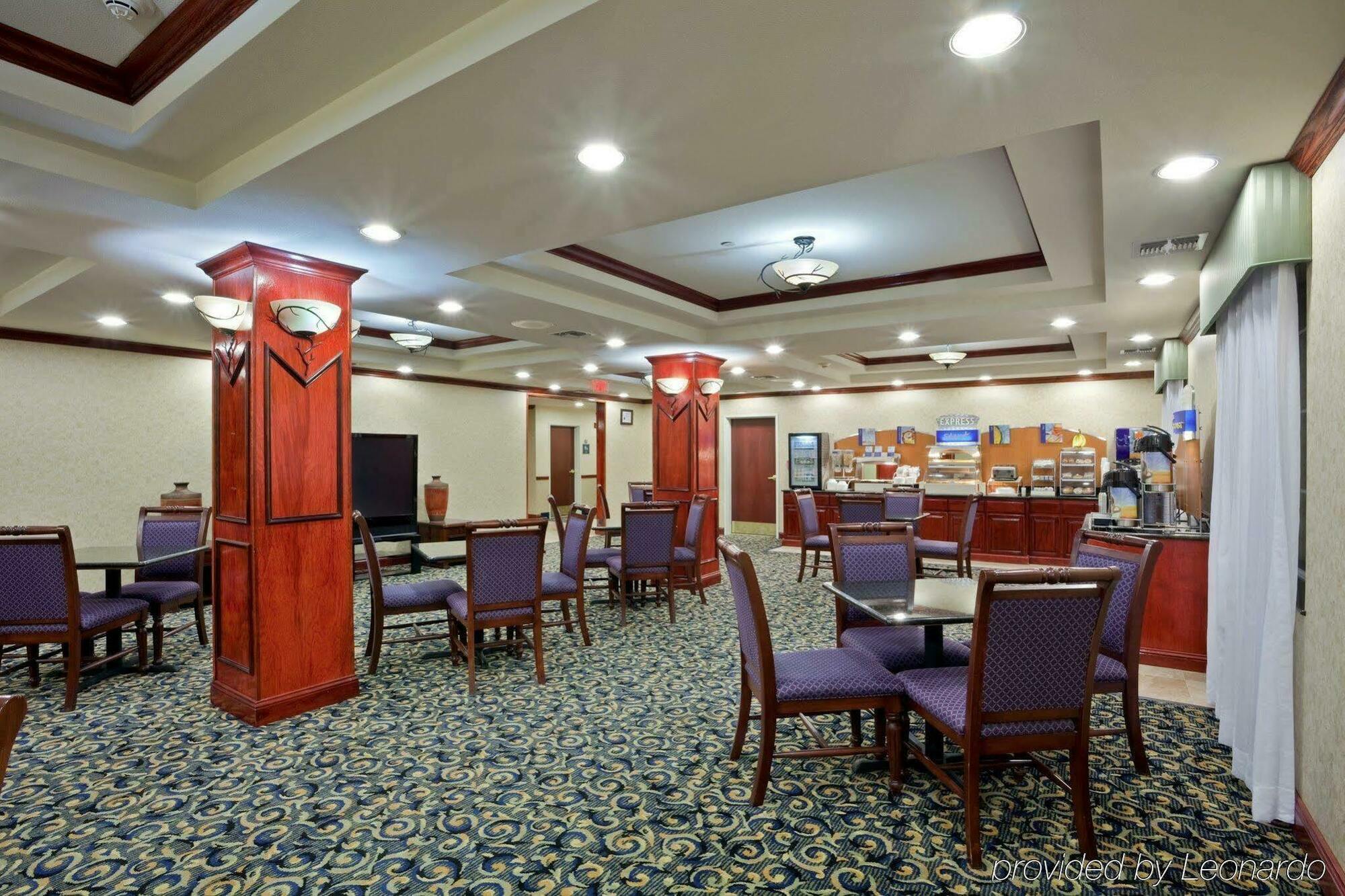 Holiday Inn Express Hotel & Suites Pampa By Ihg Eksteriør bilde