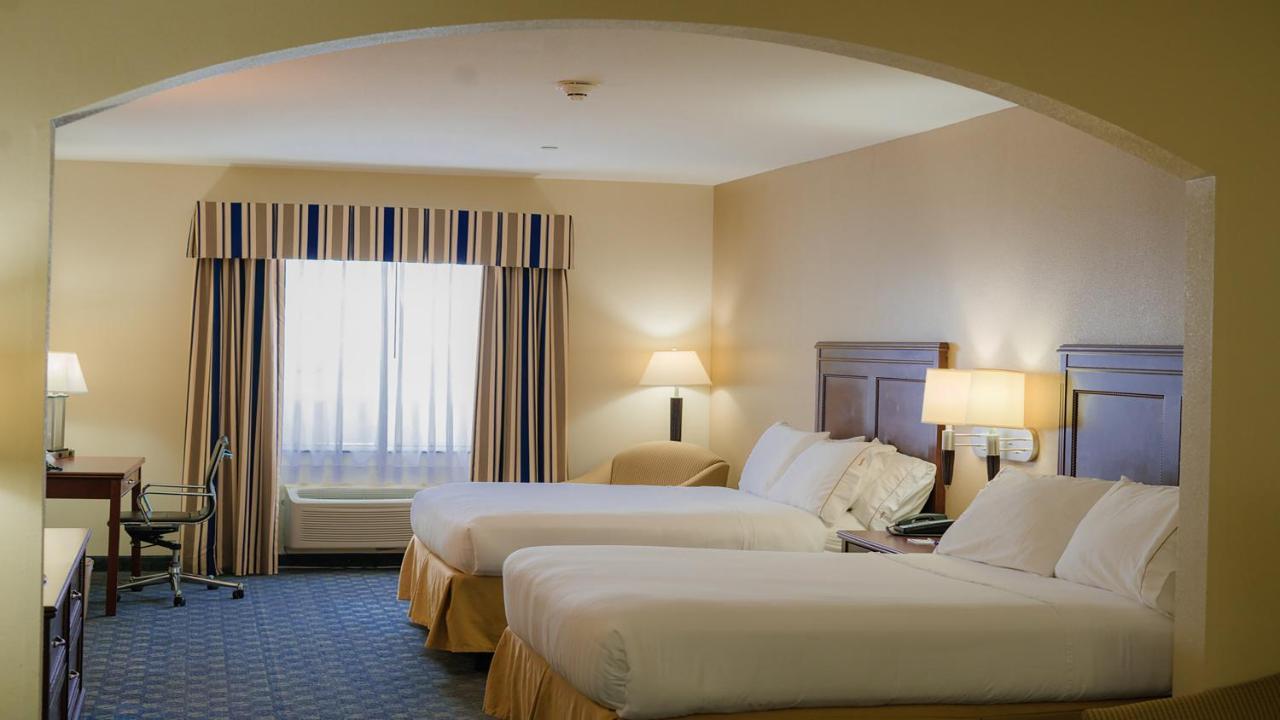 Holiday Inn Express Hotel & Suites Pampa By Ihg Eksteriør bilde