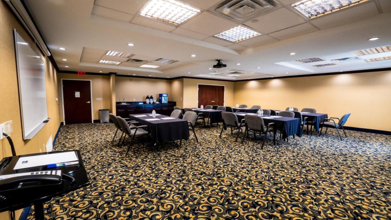 Holiday Inn Express Hotel & Suites Pampa By Ihg Eksteriør bilde