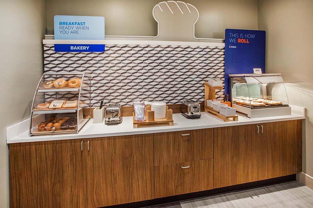 Holiday Inn Express Hotel & Suites Pampa By Ihg Eksteriør bilde